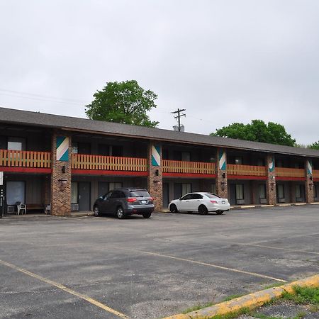 Kewanee Motor Lodge ภายนอก รูปภาพ