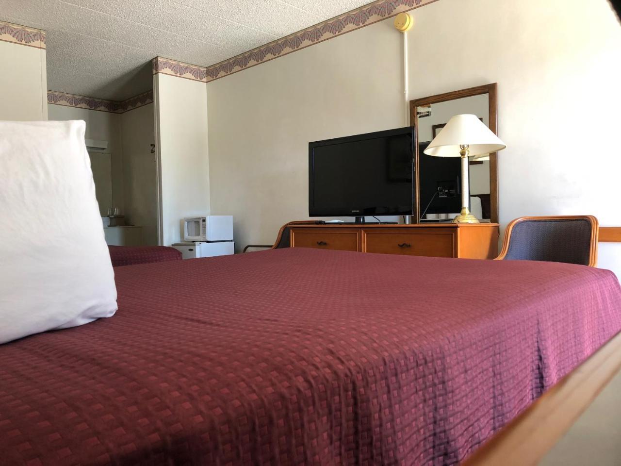 Kewanee Motor Lodge ภายนอก รูปภาพ